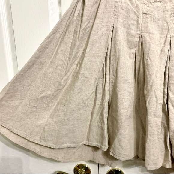 Beige Mini Dress with Red Crab Appliqué - Picture 7 of 8